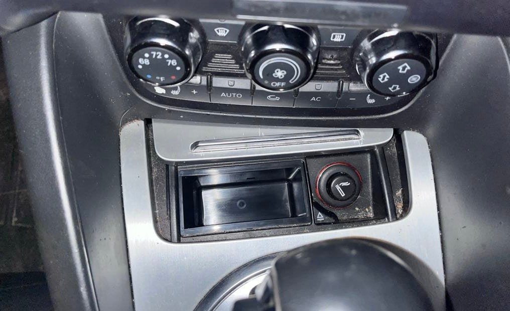 Audi TT mk2 8J coin holder - The Asian Garage